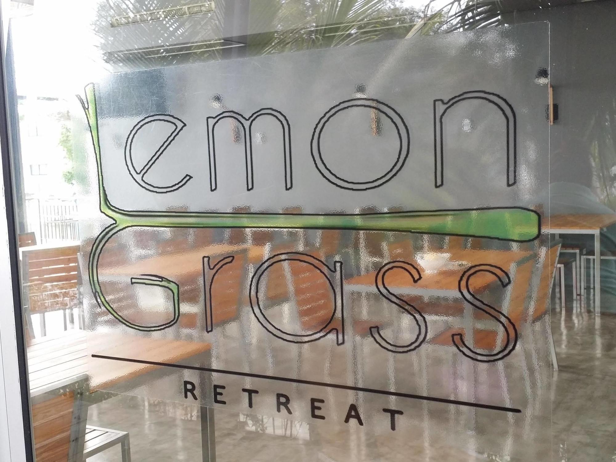 Отель Lg Lemon Grass На Джомтьен Экстерьер фото